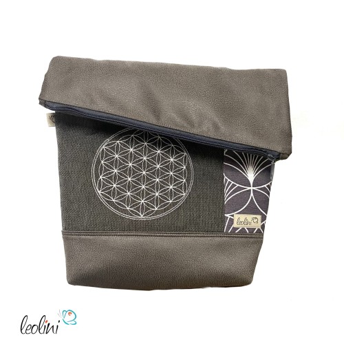 Foldover Tasche mit BLUME DES LEBENS Stickerei grau GRAFIKMUSTER | mit Außenfach Leolini - 1