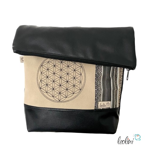 Foldover Tasche mit Blume des Lebens Stickerei mit Edelornamenten in schwarz | mit Außenfach Leolini - 1