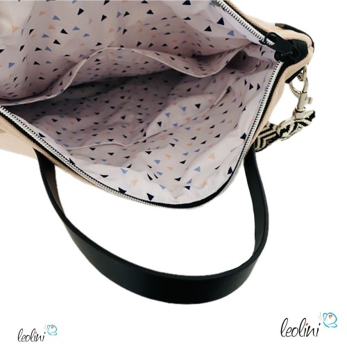 Umhängetasche aus Canvas mit Stickerei TO THE MOON AND BACK | Farbe nude mit Henkel Leolini - 5