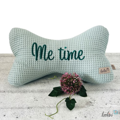 Me time Leseknochen aus Waffelstoff mit Stickerei | Nackenkissen ALT-MINT | handgemacht Leolini - 5