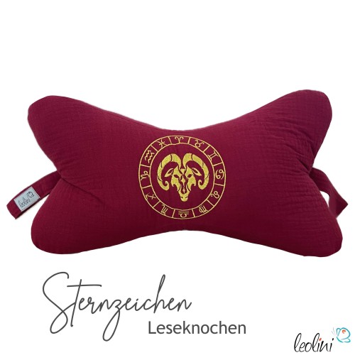 Leseknochen mit STERNZEICHEN Stickerei | Nackenkissen aus Musselin Double Gauze | Bordeaux Leolini - 1