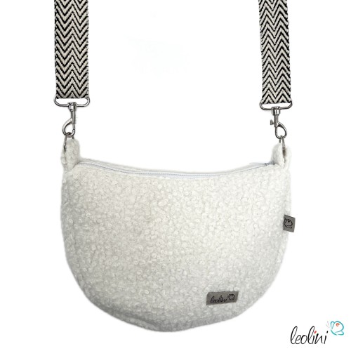 Bouclé Tasche Umhängetasche | Moonbag | Felltasche | handgefertigt in Naturweiß Leolini - 2