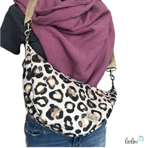 Moon Bag Luna | Halbmondtasche – Handgefertigte Schultertasche in Leoparden Muster Leo Moonbag Leolini - 5