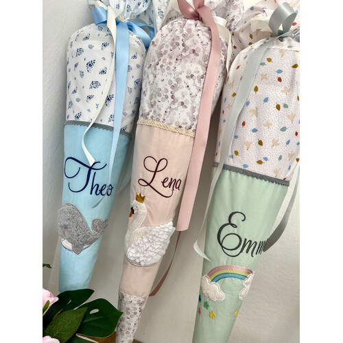 Schultüte Schwan aus Stoff mit Name personalisierbar