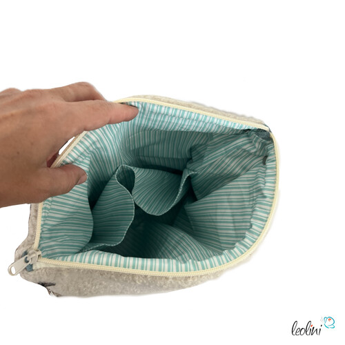 Umhängetasche Lenos Boucle | handgefertigt von Leolini mint