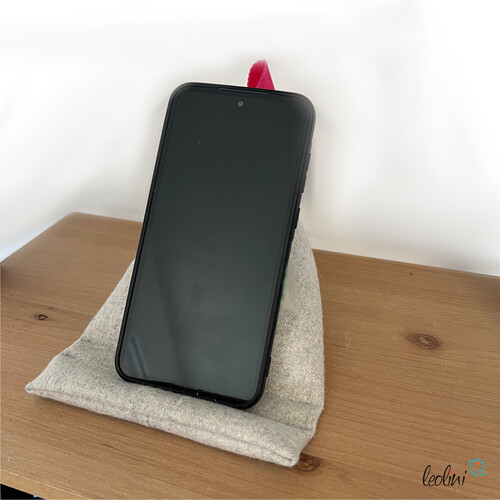 Handysitzsack aus Walkloden mit echter Stickerei LEBENSBAUM (Limitierte Auflage)| Stützkissen für Smartphone und Tablet