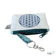 LeoliniSchlüsseltascherl mit Karabiner BLUME DES LEBENS BLAU | Geldtasche mini | mit Stickerei handgefertigtSchlüsseltascherl