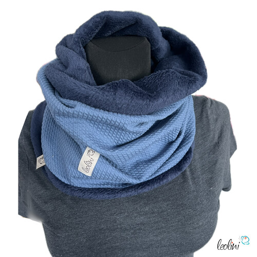 LeoliniHandgefertigter Damen Schlauchschal Loop – Beidseitig tragbar mit Wellnessfleece & Mini-Zopfmuster Jersey | BLAUTücher / Schals