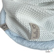 LeoliniHandgefertigter Damen Schlauchschal Loop – Beidseitig tragbar mit Wellnessfleece & Mini-Zopfmuster Jersey | WEISS HELLBLAUTücher / Schals