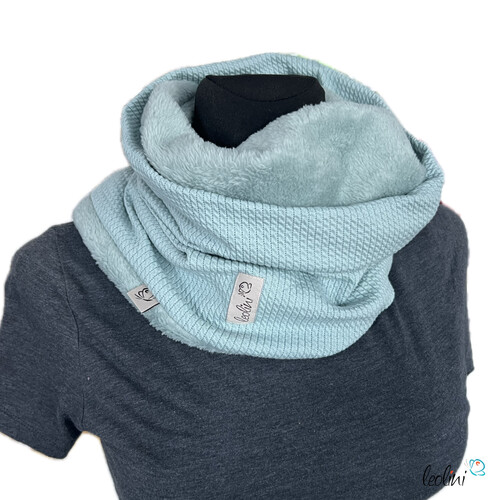 LeoliniHandgefertigter Damen Schlauchschal Loop – Beidseitig tragbar mit Wellnessfleece & Mini-Zopfmuster Jersey | ALTMINTTücher / Schals