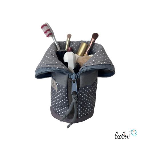 LeoliniStehende Stiftetasche Leo | Federpennal Federmäppchen PUNKTE GRAU | personalisierbar mit NamenStehende Stiftetaschen LEO