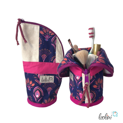 Stehende Stiftetasche Leo Federpennal Federmäppchen ORNAMENTE PINK