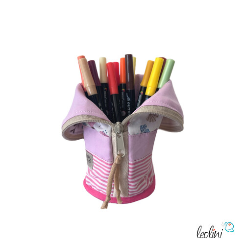 LeoliniStehende Stiftetasche Leo | Federpennal Federmäppchen ROSA STREUBLUMEN | personalisierbar mit NamenStehende Stiftetaschen LEO