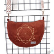 LeoliniMoonbag mit Lotus des Lebens Stickerei in ROST aus Breitcord | Umhängetasche | handgefertigtTaschen mit Stickerei und Basic Taschen