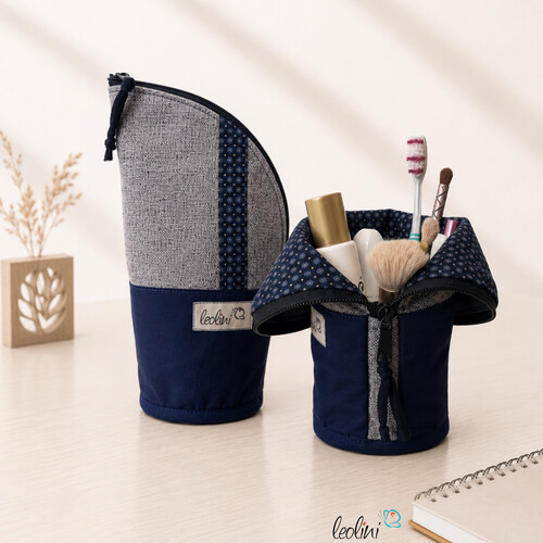 Stehende Stiftetasche Leo | Federpennal Federmäppchen DUNKELBLAU | personalisierbar mit Namen