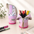 Stehende Stiftetasche Leo | Federpennal Federmäppchen ROSA STREUBLUMEN | personalisierbar mit NamenStehende Stiftetasche Leo | Federpennal Federmäppchen ROSA STREUBLUMEN | personalisierbar mit Namen