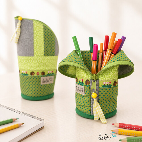 Stehende Stiftetasche IGEL GRÜN | Federpennal Federmäppchen Leo | personalisierbar mit Namen