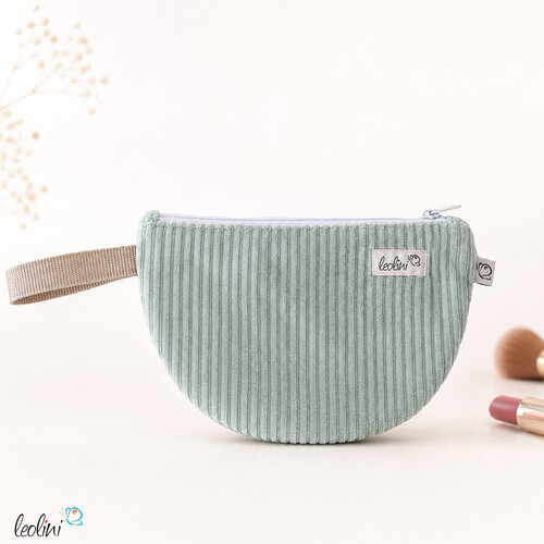Mäppchen Allzwecktasche aus Cord | Schminktasche PERSONALISIERBAR mit Name| PISTAZIE