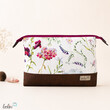LeoliniGroße Kosmetiktasche | Kulturbeutel mit vielen Fächern WIESENBLUMEN | Handarbeit von LeoliniKosmetiktaschen