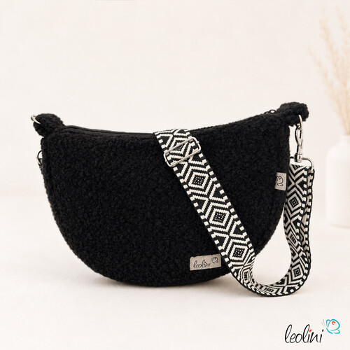 Bouclé Tasche Umhängetasche | Moonbag | Felltasche | handgefertigt in Schwarz