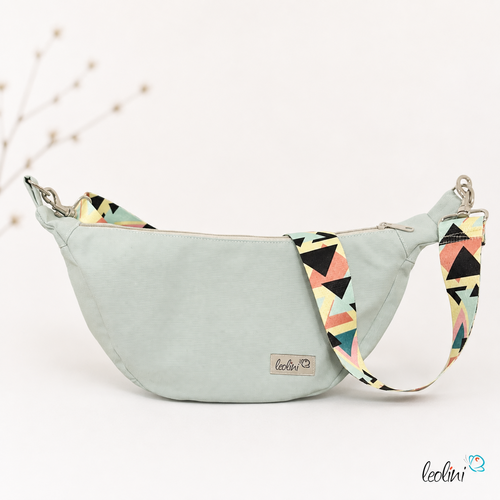 Moon Bag Luna | Halbmondtasche – Handgefertigte Schultertasche in Mint Moonbag