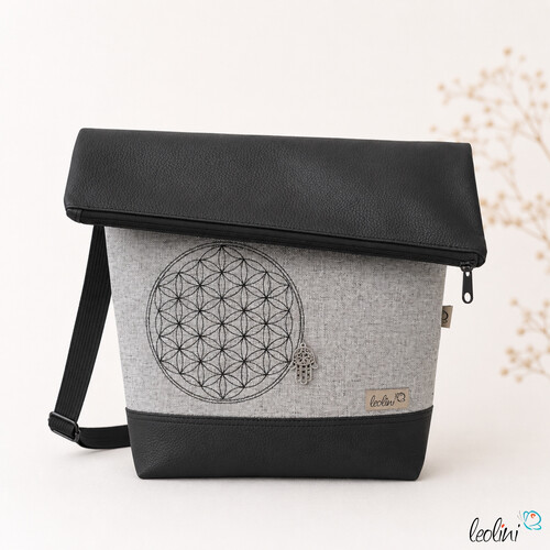 Foldover Tasche in schwarz | Blume des Lebens Stickerei