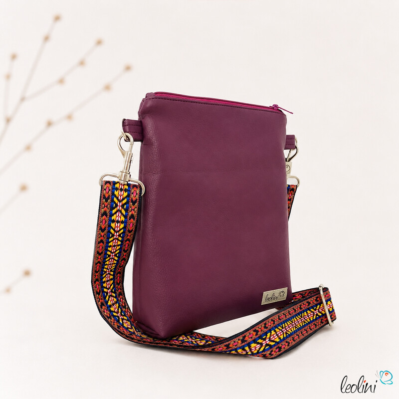 LeoliniTaschen mit Stickerei und Basic Taschen