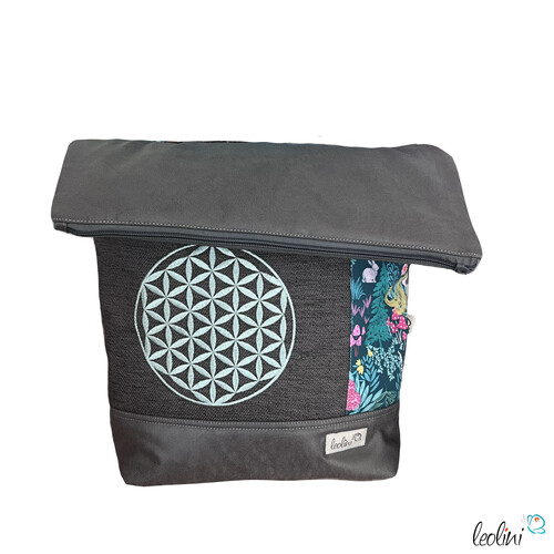 LeoliniFoldover Tasche mit Blume des Lebens Stickerei SALBEI | GRAU | mit AußenfachTaschen mit Stickerei und Basic Taschen