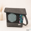 LeoliniFoldover Tasche mit Blume des Lebens Stickerei SALBEI | GRAU | mit AußenfachTaschen mit Stickerei und Basic Taschen