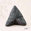 LeoliniLeseknochen personalisierbar PAISLEY | Nackenkissen | handgemachtLeseknochen gemustert