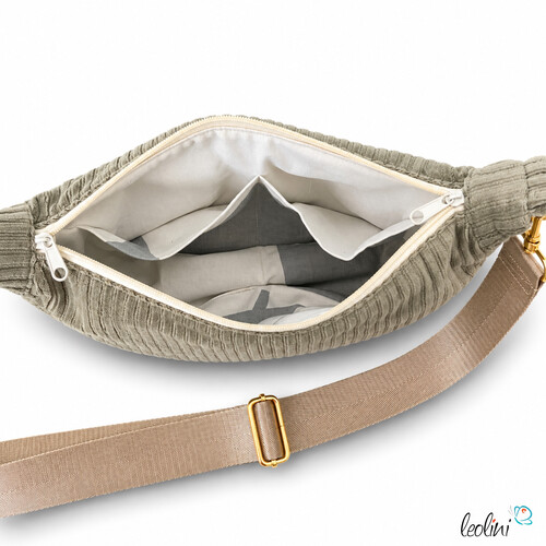 LeoliniMoon Bag Luna SALBEIGRÜN | Halbmondtasche | handgefertigte Schultertasche mit Blume-des-Lebens-StickereiLeoliniTaschen mit Stickerei und Basic Taschen
