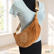 Moon Bag Luna COGNAC | Halbmondtasche | handgefertigte Schultertasche mit Blume-des-Lebens-StickereiLeoliniTaschen mit Stickerei und Basic Taschen