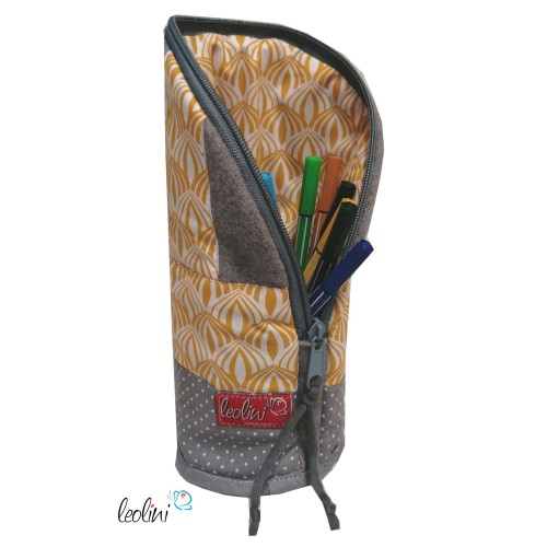 Stehende Stiftetasche Leo | Federpennal Ornamente senf Leolini - 7