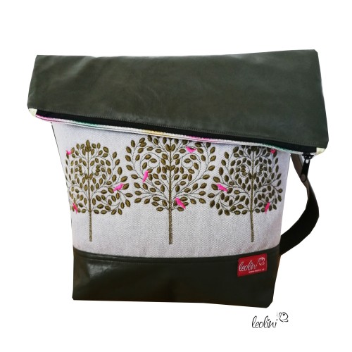 Foldover Tasche Lebensbäume Stickerei oliv mit Außenfach Leolini - 1