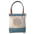 Henkeltasche mit der Blume des Lebens | eisblaues Lederimitat | mit Außenfach Leolini - 1