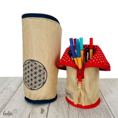 Stehende Stiftetasche Leo | Blume des Lebens DUNKELBLAU  Federpennal Federmäppchen  | personalisierbar mit Namen