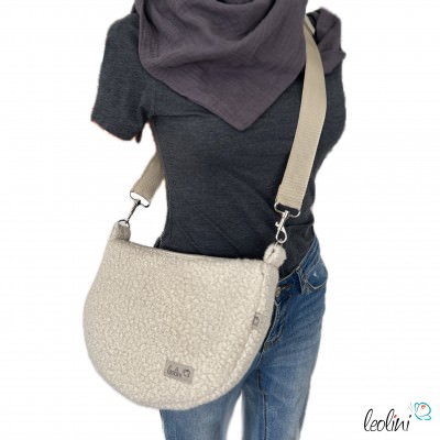 Bouclé Tasche Umhängetasche | Moonbag | Felltasche | handgefertigt in Creme Leolini - 1