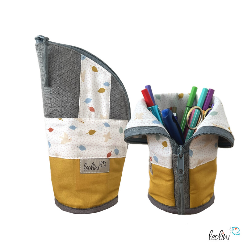 Stehende Stiftetasche Leo | Federpennal Federmäppchen HAPPY | personalisierbar mit Namen