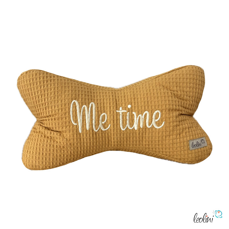 Me time Leseknochen aus Waffelstoff mit Stickerei | Nackenkissen ALTGELB | handgemacht