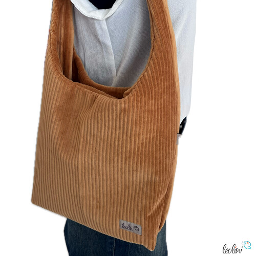 Hobo Bag Breitcord in Kamel handgemachte Trendtasche