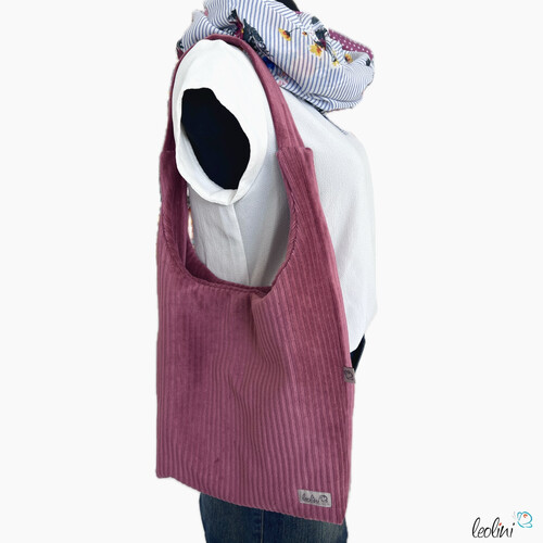Hobo Bag Breitcord in Himbeer handgemachte Trendtasche