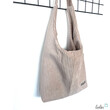 LeoliniHobo Bag aus Breitcord in BEIGE – handgemachte Trendtasche -Taschen mit Stickerei und Basic Taschen