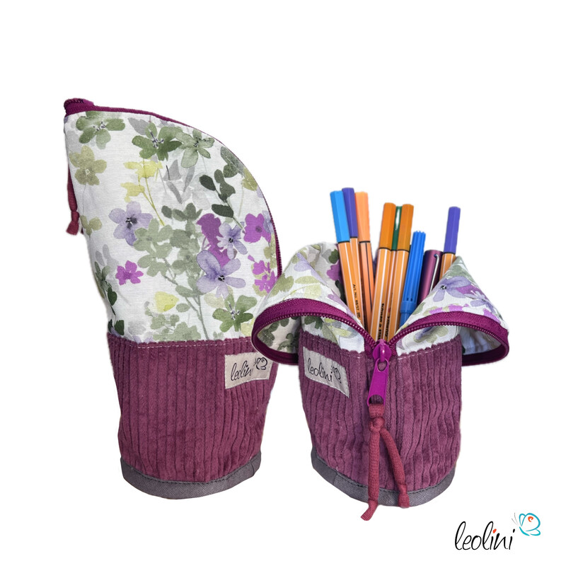 LeoliniStehende Stiftetasche aus CORD Leo | Federpennal Schminktasche BROMBEERBLÜTEStehende Stiftetaschen LEO