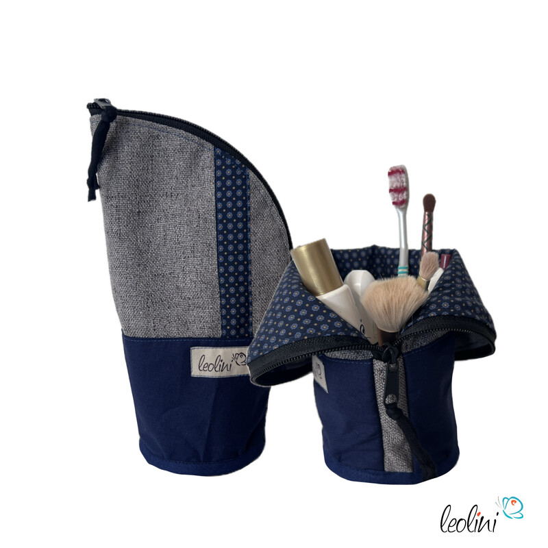LeoliniStehende Stiftetasche Leo | Federpennal Federmäppchen DUNKELBLAU | personalisierbar mit NamenStehende Stiftetaschen LEO