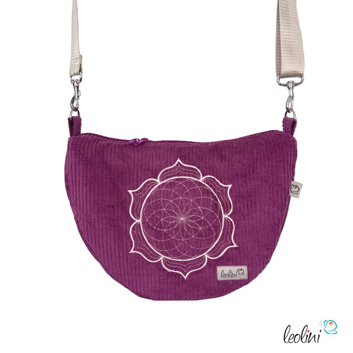 LeoliniMoonbag mit Lotus des Lebens Stickerei in BEERE aus Breitcord | Umhängetasche | handgefertigtTaschen mit Stickerei und Basic Taschen