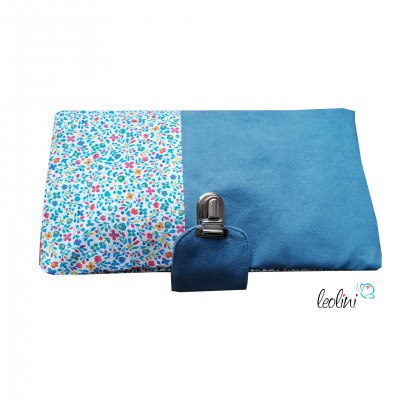 Geschenkset für Baby - Windeltasche & Mutterkindpasshülle Blümchen
